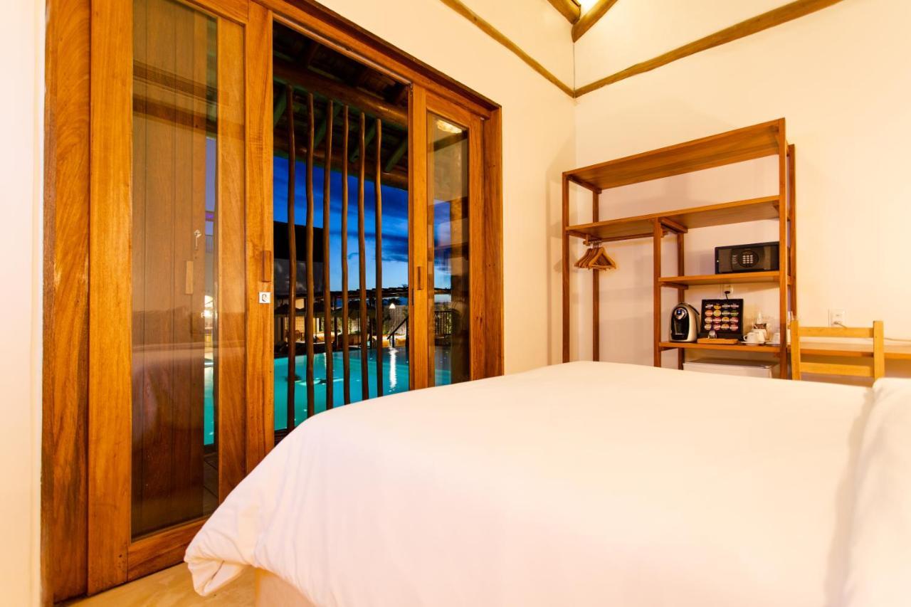 Cafe Jeri Hotel จีโจกา จี เจรีกวากวารา ภายนอก รูปภาพ A bedroom at the resort