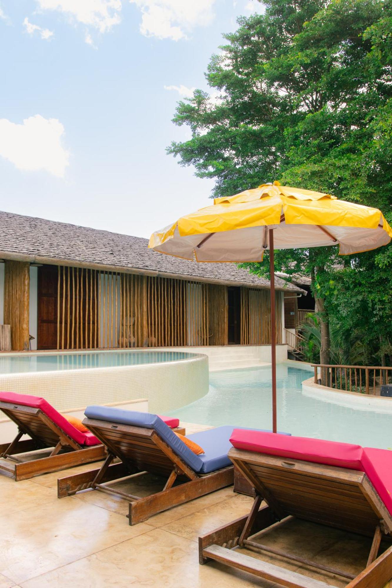 Cafe Jeri Hotel จีโจกา จี เจรีกวากวารา ภายนอก รูปภาพ